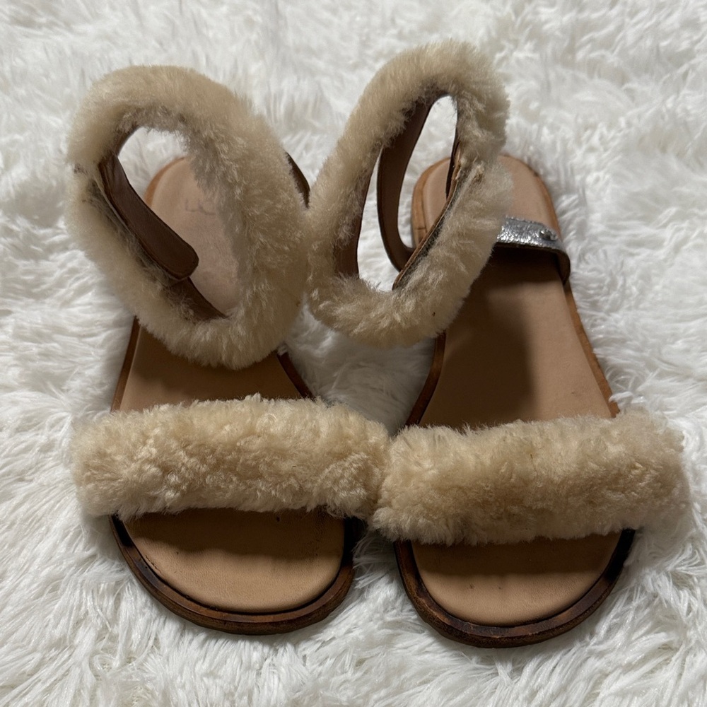 UGG Tan Fur Strap Sandals